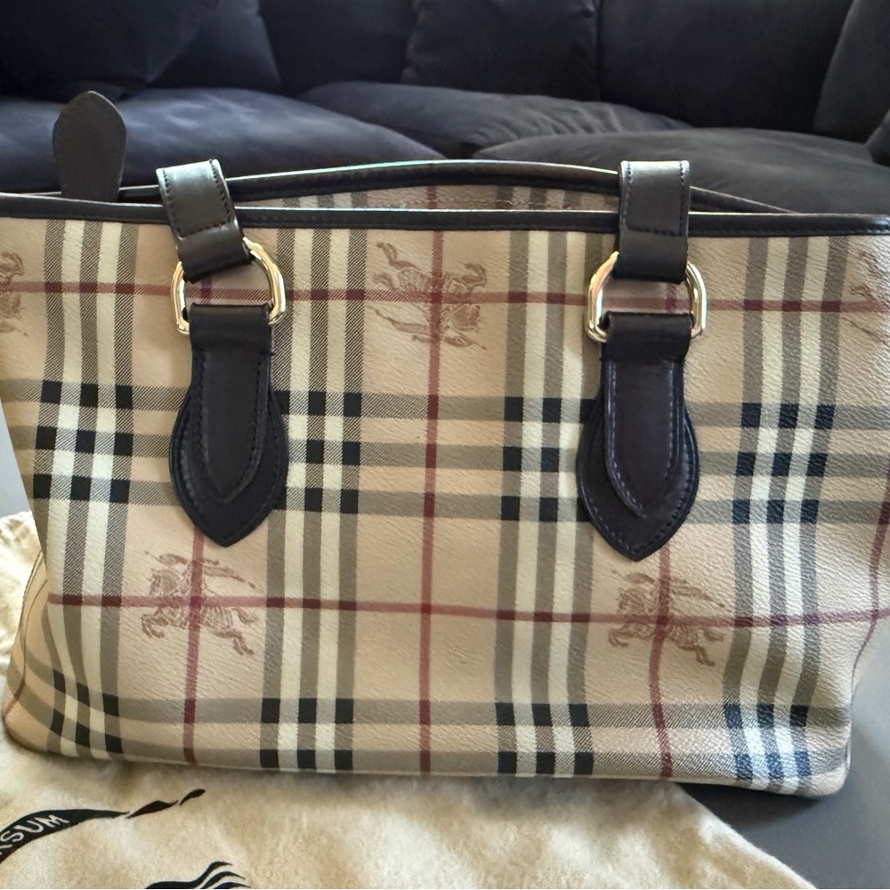 Burberry Haymarket Check Tote with Black Leather Handles - Picture 2 of 4